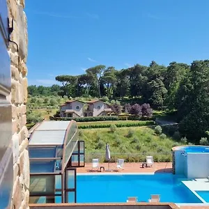  Vakantieboerderij Podere Montese